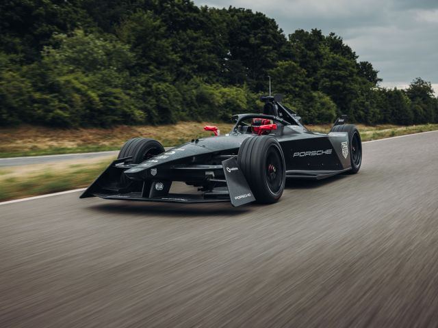 Porsche dreht erste Runden mit dem Gen3 - Bild 1