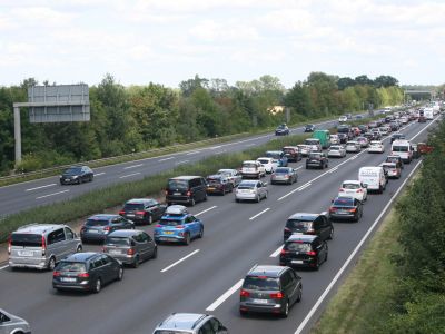 Stauprognose: Viele Urlauber machen sich auf den Heimweg
