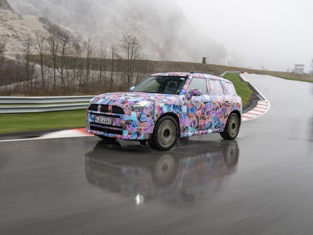 Der Mini Countryman fährt in Zukunft auch rein elektrisch - Bild 1