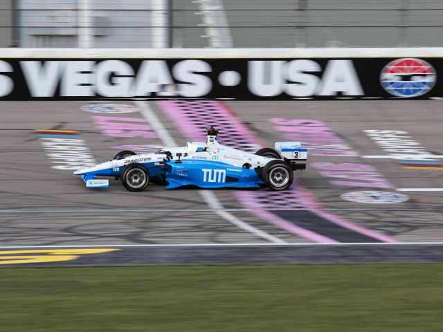 TUM gewinnt erneut bei der Indy Autonomous Challenge  - Bild 1