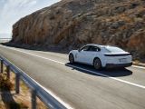 Porsche Panamera: Einer bleibt auf der Strecke - Bild 2