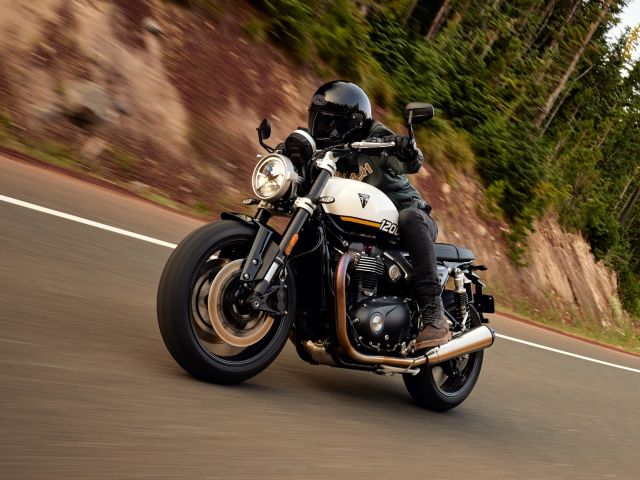 Triumph hebt die Speed Twin 1200 auf ein neues Level - Bild 1