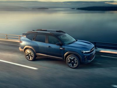 Den Dacia Bigster gibt es ab 23.990 Euro