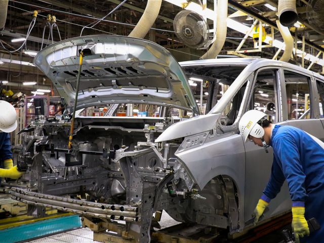 Nissan setzt verstärkt auf grünen Stahl - Bild 1