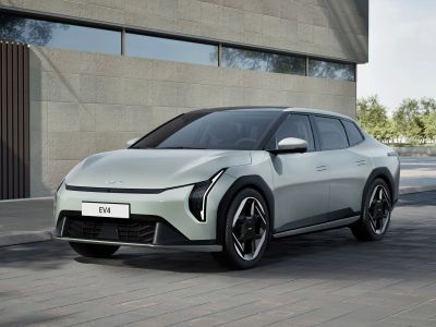 Kia zeigt den EV 4