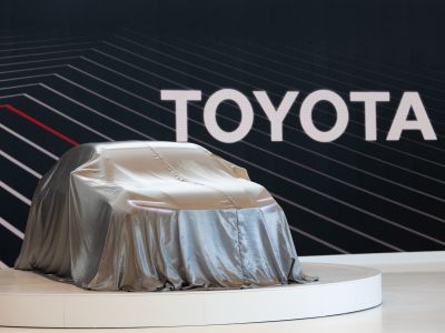Toyota steigert die Spannung