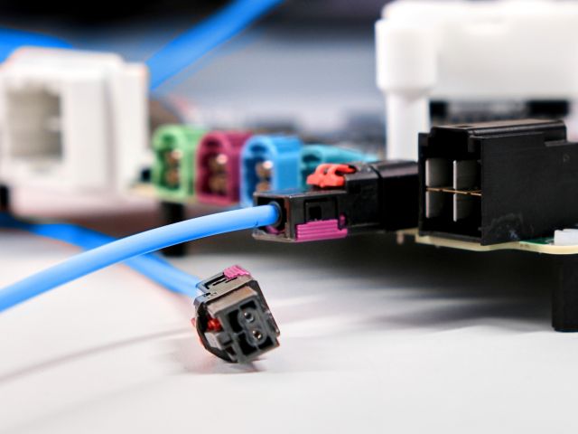 ZF bringt Lichtgeschwindigkeit ins Bordnetz - Bild 1