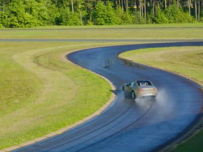 Der AvD testet Ganzjahresreifen