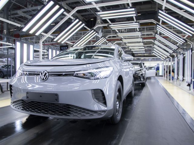 Die Pkw-Produktion legte leicht zu - Bild 1