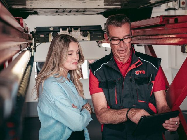 Das erste Mal zur Hauptuntersuchung - Bild 1