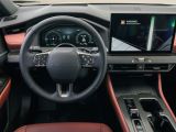 Lexus NX mit mehr Elektro-Reichweite und Schnellladefunktion - Bild 7