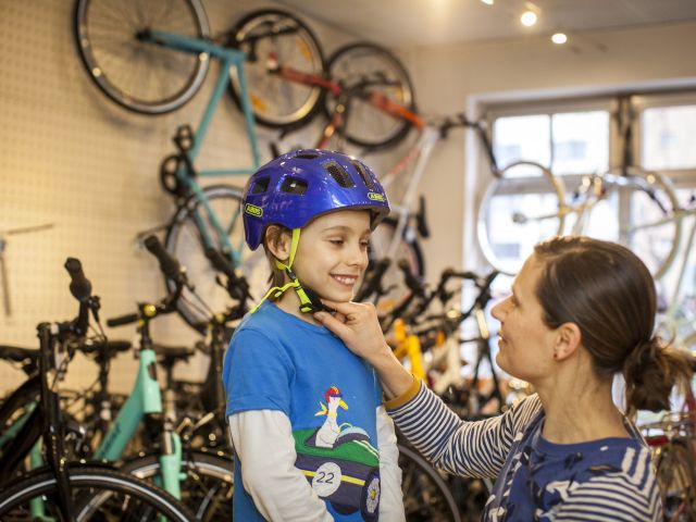 Kinderfahrradhelme im Test: Auch günstig kann gut sein - Bild 1