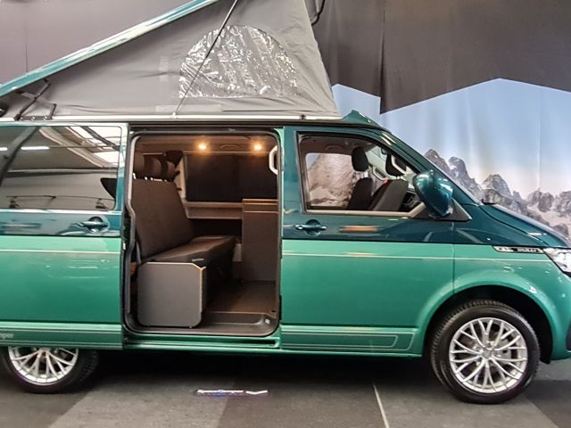 Space Camper Reisemobile: Bulli-Ausbau jenseits der Stangenware - Bild 1