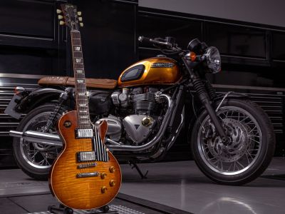 Triumph und Gibson legen noch drei Gitarren nach