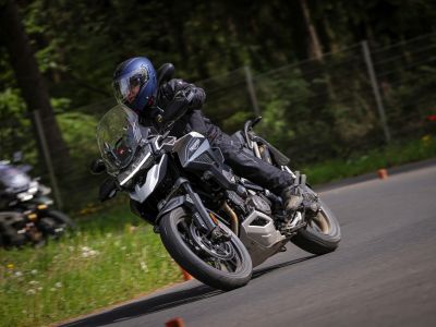 Fahrbericht Triumph Tiger 1200: Der Fehdehandschuh