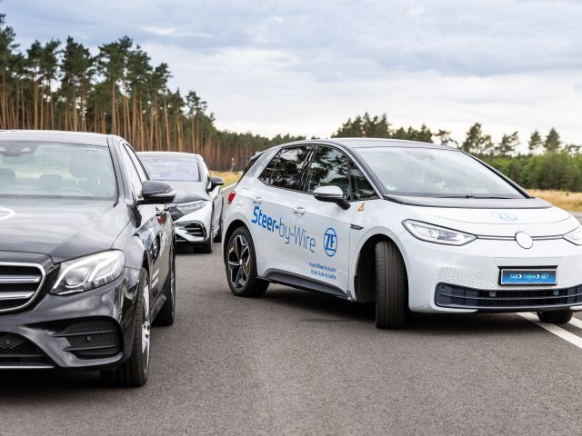 Steer-by-Wire von ZF: „Neue Ära der Fahrzeugsteuerung“ - Bild 1