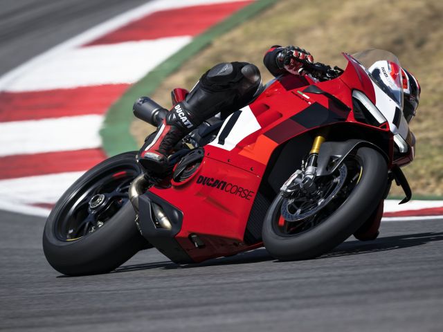 Ducati Panigale V4 R: Für die Rennstrecke bereit - Bild 1