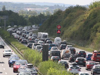 Stauprognose: Noch rollt der Ferienverkehr