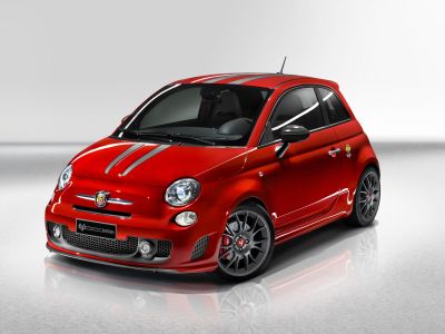 Abarth stellt Geburtsurkunden aus