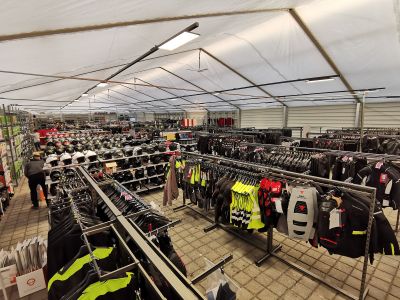 Louis öffnet wieder die Filiale in Kassel