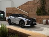 Lexus entwickelt den RZ weiter - Bild 4