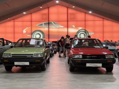 Toyota Collection feiert seine kleinen und kompakten Kultkarossen