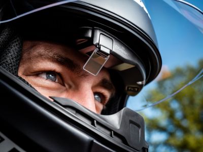 Digades bringt Head-up-Display für Motorradfahrer auf den Markt