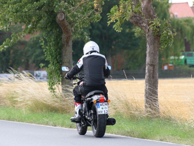 Motorradmarkt bekommt einen Dämpfer - Bild 1