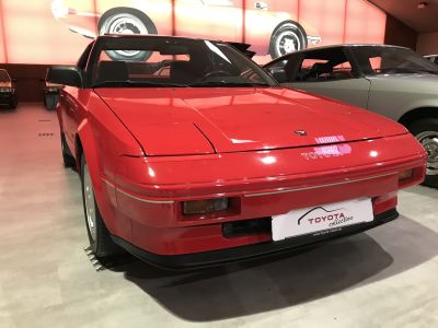 Japans erfolgreichster Mittelmotor-Sportwagen im Mittelpunkt