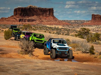 Jeep schickt sieben Concept Cars in die Wüste