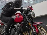 Triumph reicht die Trident 800 nach - Bild 8