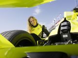 Die nötige Dosis Adrenalin im Alltag für die Testpilotin - Bild 10