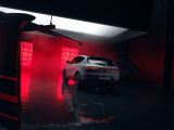 Alfa Romeo bringt Luna Rossa vom Wasser auf die Straße - Bild 11