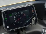 Blaue Yamaha XSR 900 GP erinnert an Christian Sarron - Bild 15