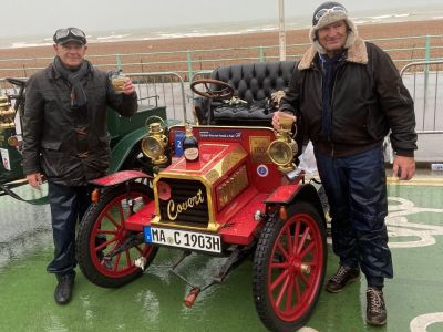 London to Brighton Veteran Car Run: Altes Eisen, junger Sprit 