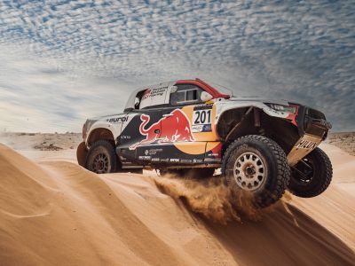 Toyota gewinnt Rallye-Raid-Weltmeisterschaft