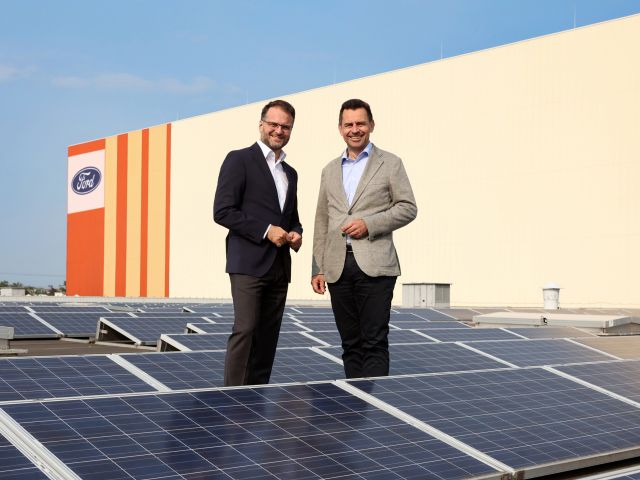 Ford und Rhein Energie setzen auf erneuerbare Energie - Bild 1