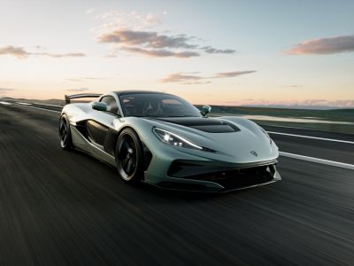 In unter neun Sekunden auf Tempo 300