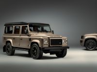 Der Classic Defender V8 kann im Octa-Dress bestellt werden