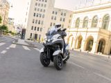 Yamaha rüstet den Tricity 300 mit einem Airbag aus - Bild 8