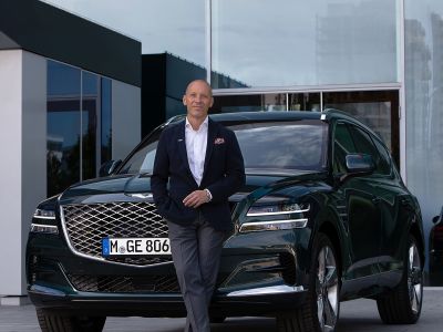 Vorschau: Ein Interview, zwei Praxistests und drei Türen