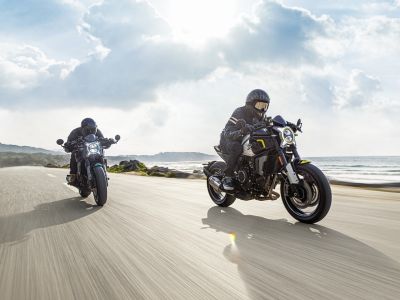 Die CF Moto 700 CL-X kommt als Café Racer