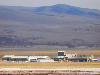 China greift weltweit nach dem Batterie-Rohstoff Lithium