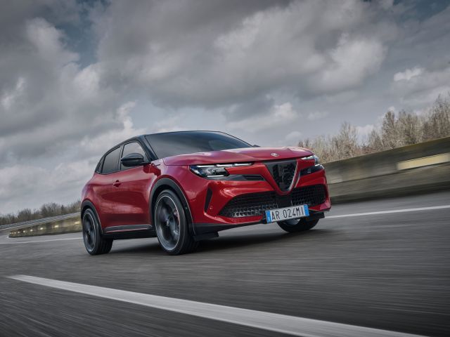 Alfa Romeo Junior startet ab 29.500 Euro - Bild 1