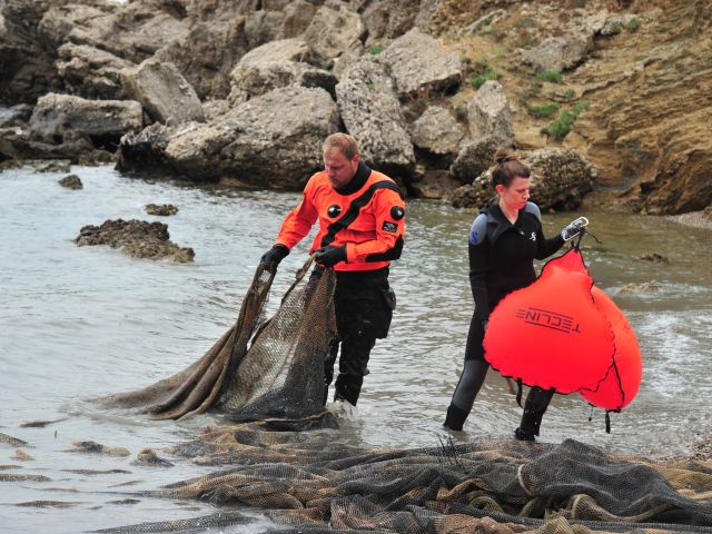 Hyundai und Healthy Seas holen über 40 Tonnen Müll aus dem Meer - Bild 1