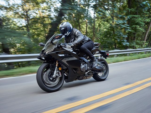 Lückenschluss: Im Mai kommt die Yamaha R9 - Bild 1
