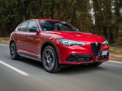 Alfa Romeo schiebt sich einen Platz nach vorn