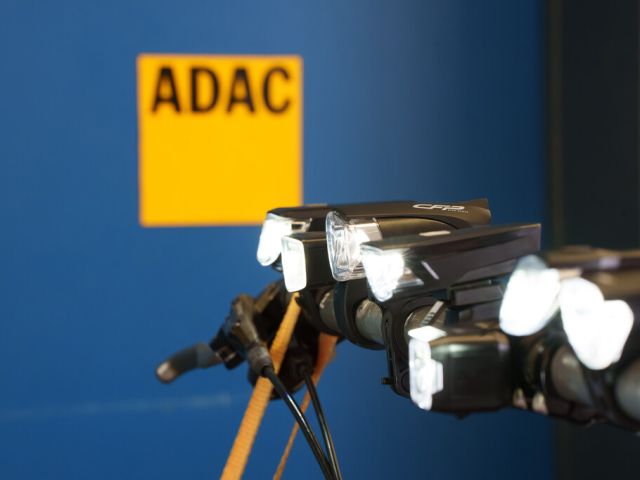 ADAC nimmt Fahrradlichter unter die Lupe - Bild 1
