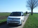 Parallele Lebenslinien: Wie sieben Jahrzehnte Autos und Menschen verändern - Bild 2
