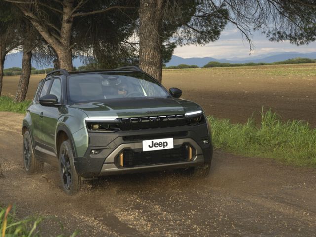 Jeep frischt den Avenger auf - Bild 1
